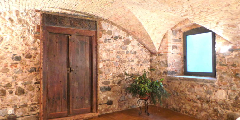 Bar/Trattoria di 150 mq inserito in Palazzo Storico