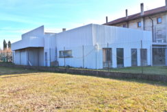 Loft in fase di realizzazione con giardino