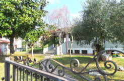 Villa singola tricamere più studio