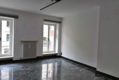 Bicamere con terrazza abitabile in centro storico