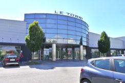 Locale commerciale vetrinato 82mq