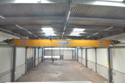 Capannone industriale con carroponte e uffici