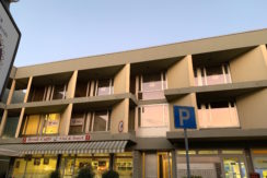 Luminosissimo ufficio di 140mq arredato