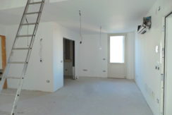 Nuovo tricamere in duplex con terrazzo a due passi dal centro