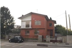 Villa bifamiliare