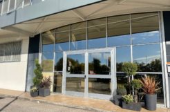 Ufficio in parco commerciale