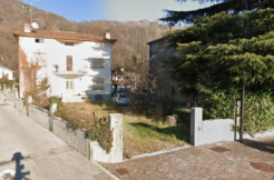 Bifamiliare da ristrutturare