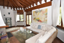 Villa con giardino quadricamere