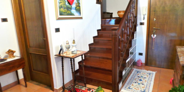 Villa monopiano con garage doppio