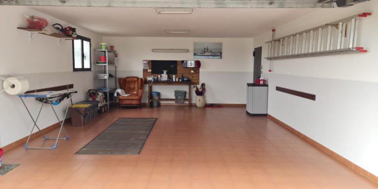 Villa monopiano con garage doppio
