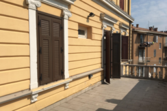 Ufficio in palazzo storico con terrazzo