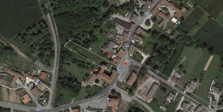 Casa di testa in pietra da riattare