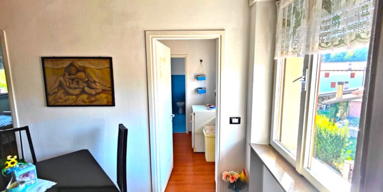 Ampio bicamere con doppio garage