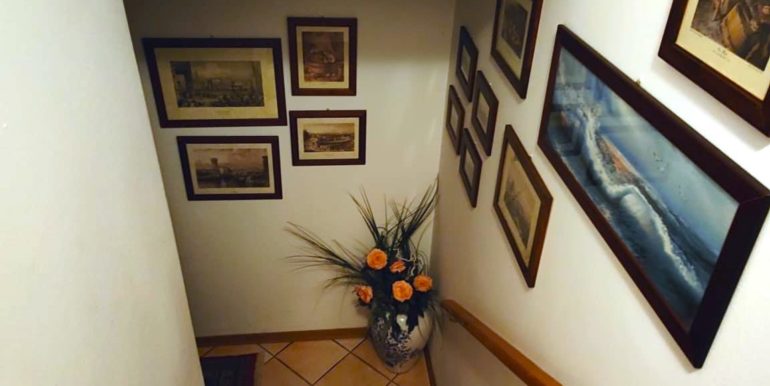 Bifamiliare con giardino privato