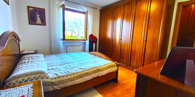 Bifamiliare con giardino privato