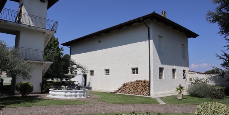 Casa indipendente da riattare di 278mq 