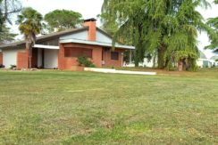 Villetta indipendente con giardino di 6000mq