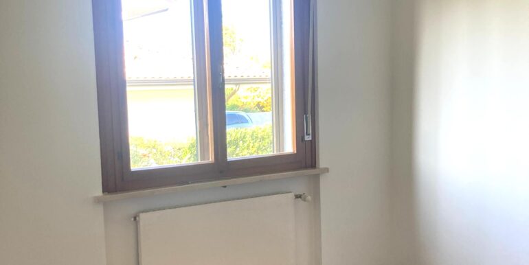 Tricamere con terrazza, garage e cantina