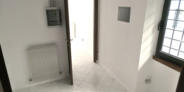 Ufficio in centro al piano terra