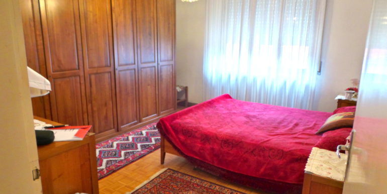 Spazioso appartamento bicamere con terrazzo