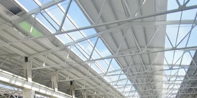 Capannone industriale con carroponti