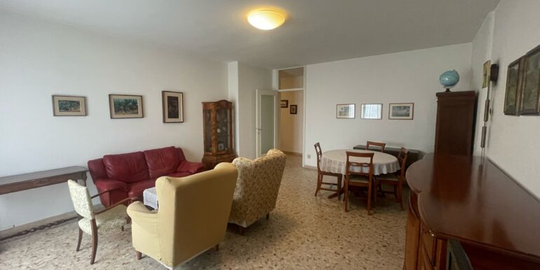 Ampio appartamento bicamere