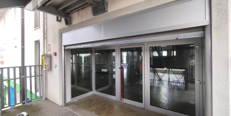 Spazio commerciale e laboratorio a Udine Nord