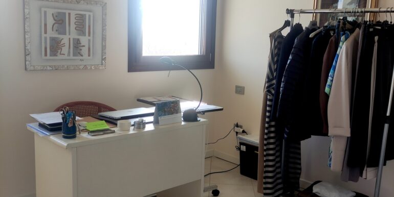 Tricamere con ampie terrazze a Feletto