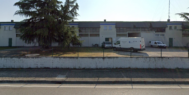 Capannone industriale a reddito - opportunità di investimento