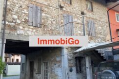 Rustico da ristrutturare in Via Angoria