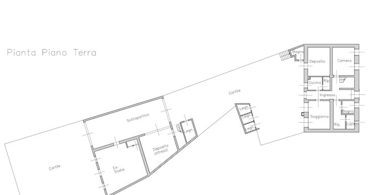 Palazzina cielo terra con locali accessori e ampio scoperto