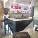 Bar arredato e attrezzato