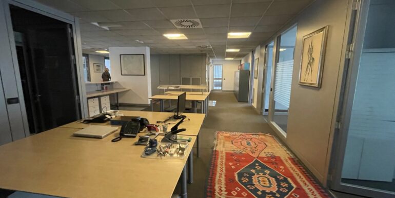 Ampio ufficio indipendente