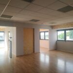 Ufficio su due livelli con magazzino