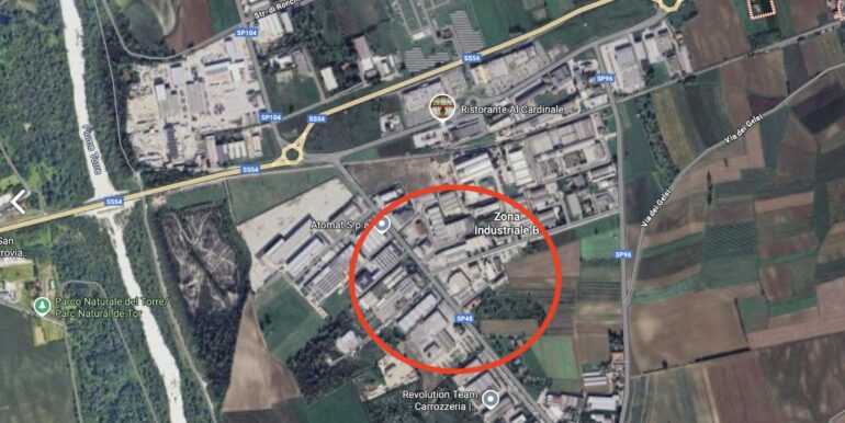 Capannone industriale di 2600mq con scoperto