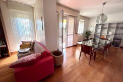 Elegante appartamento tricamere ristrutturato in Via Brazzacco