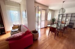 Elegante appartamento tricamere ristrutturato in Via Brazzacco