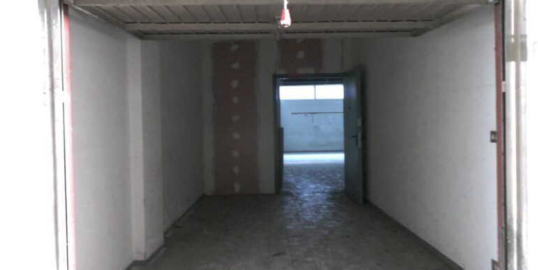 Garage doppio con magazzino