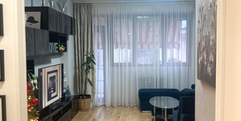 Appartamento bicamere ristrutturato in Viale Europa Unita