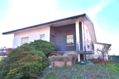 Villetta indipendente bicamere più studio