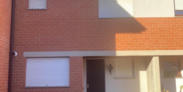 Splendida villa a schiera su tre livelli in zona ospedale