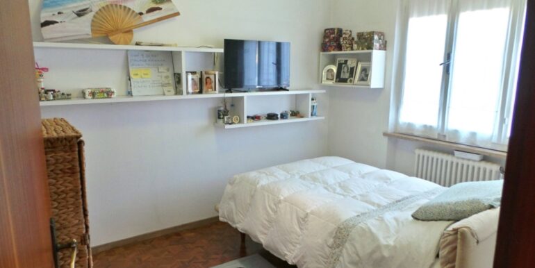 Villetta indipendente bicamere più studio