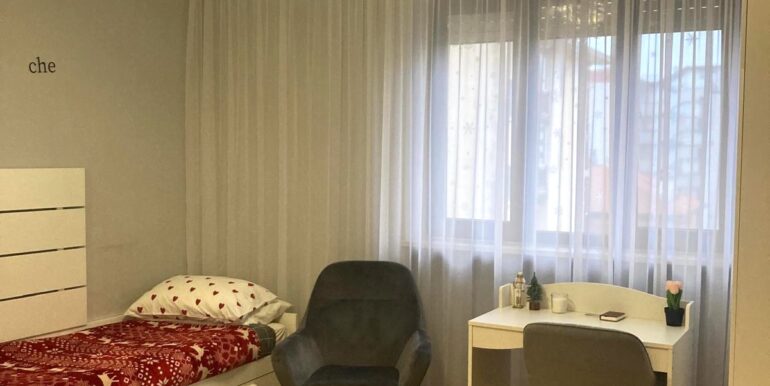 Appartamento bicamere ristrutturato in Viale Europa Unita