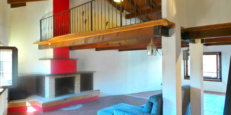 Tricamere più studio in pieno centro