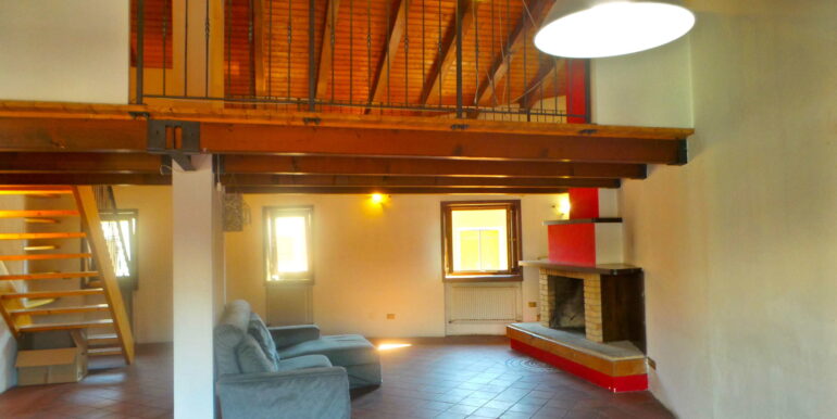 Tricamere più studio in pieno centro