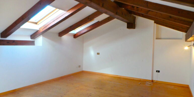 Tricamere più studio in pieno centro