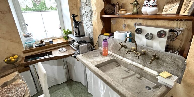 Casa cielo-terra ristrutturata