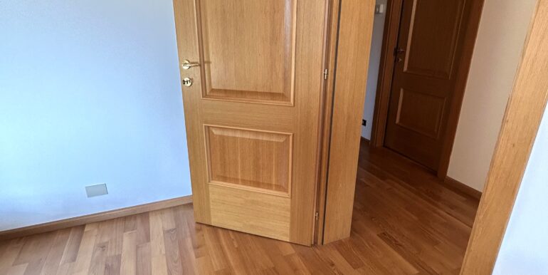 Villa monopiano con ampio giardino