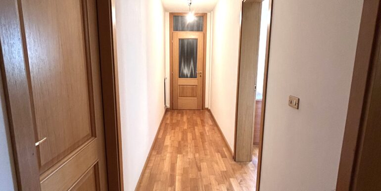 Villa monopiano con ampio giardino