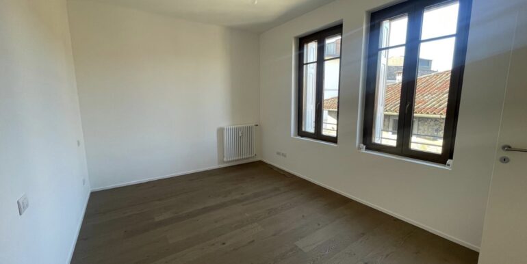 Bicamere di pregio ristrutturato in Via Cavour